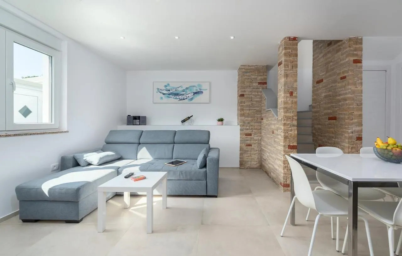 Villa Stanzia Grande Novigrad