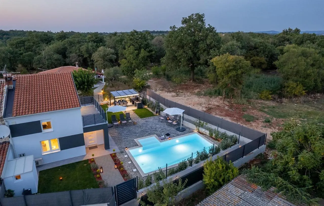 Villa Stanzia Grande Novigrad  0*, Novigrad (Istria)