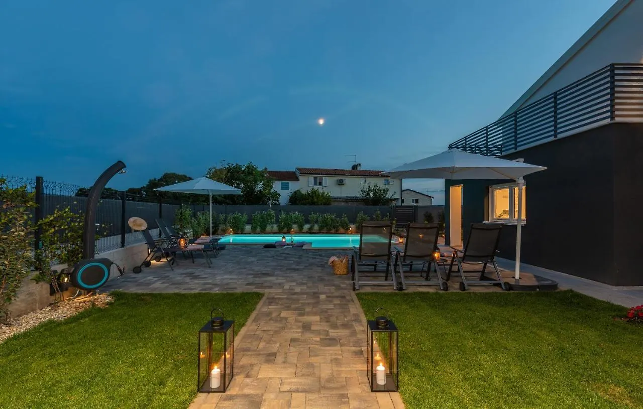 Villa Stanzia Grande Novigrad