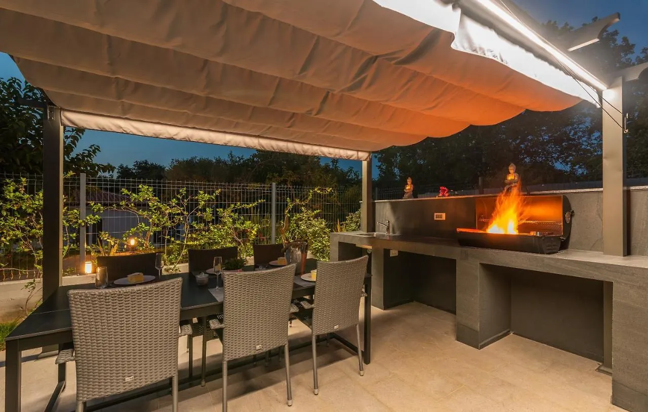 Villa Stanzia Grande Novigrad